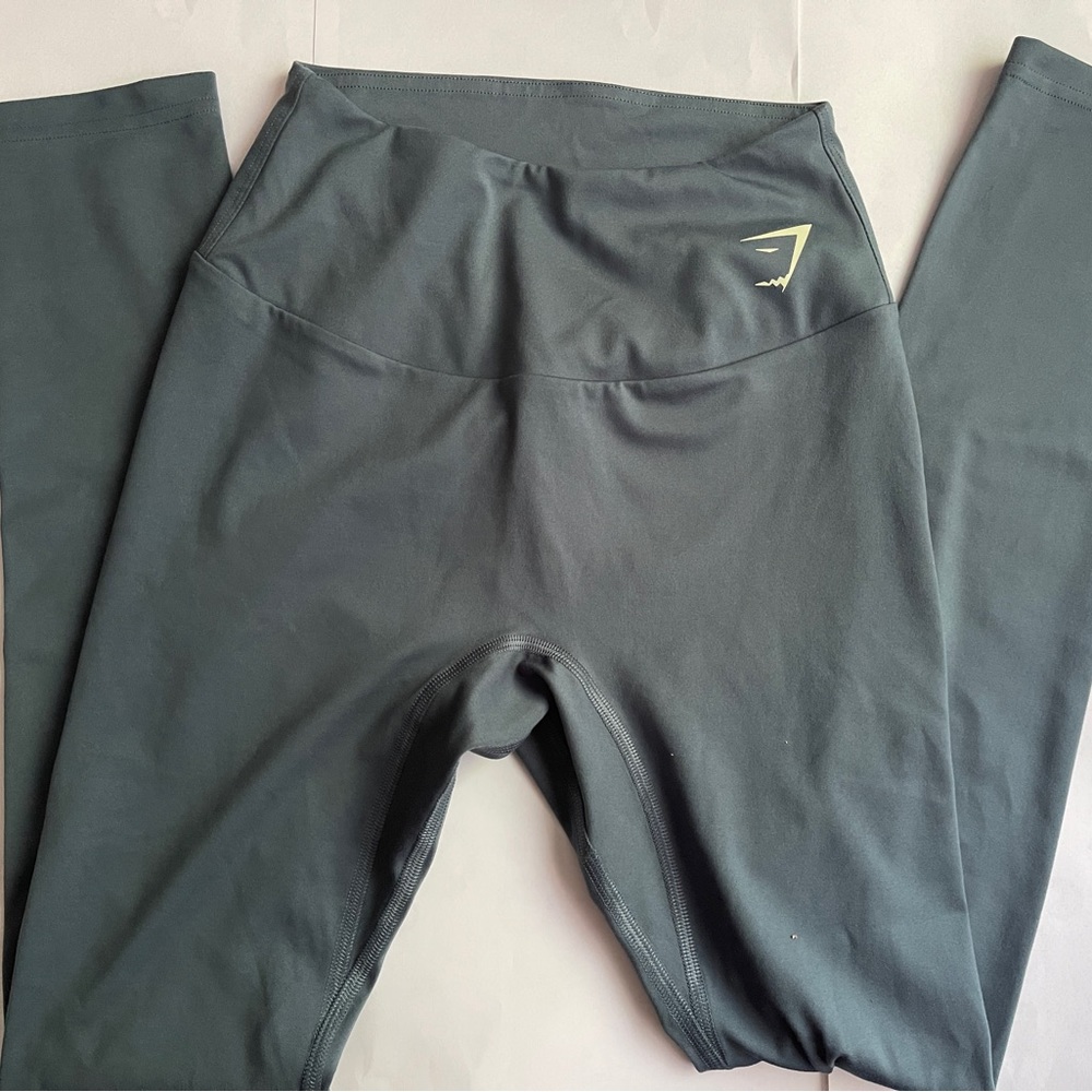 Gymshark Graphic Training Leggings in Small